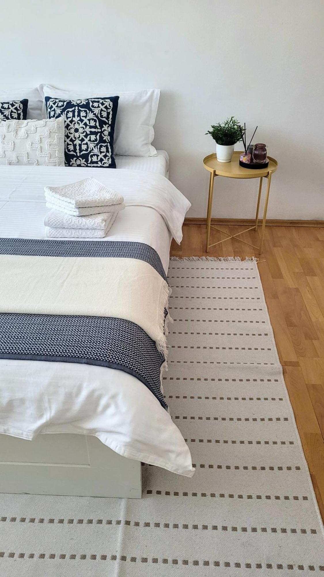 Cozy City Retreat, Obor Market & Metro Bucureşti Ngoại thất bức ảnh